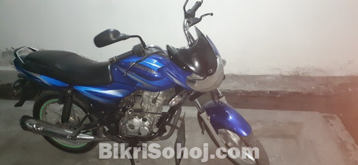 Bajaj Discover 125.Model 2016